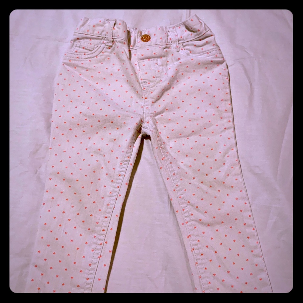 Baby girl white jeans with hearts 💕